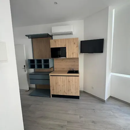 The Collective ゲストハウス スリーマ