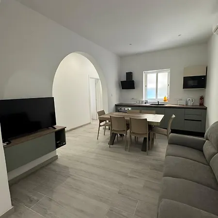 The Collective ゲストハウス 4*