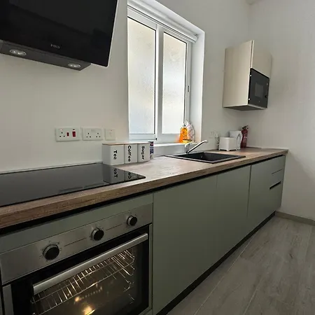 The Collective Слима